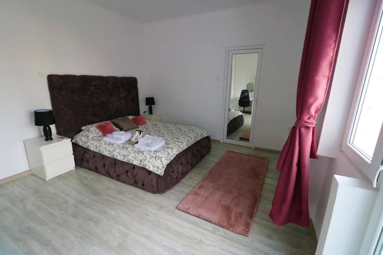 Athenee Palace Apartment - Panoramic View Terrace & Balcony - Free Minibar Bucureşti Exterior foto