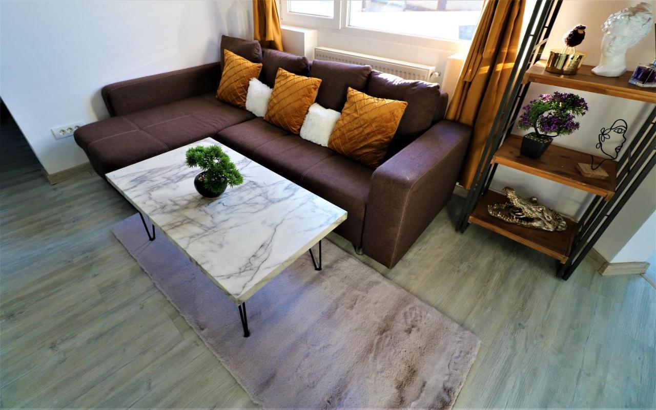 Athenee Palace Apartment - Panoramic View Terrace & Balcony - Free Minibar Bucureşti Exterior foto